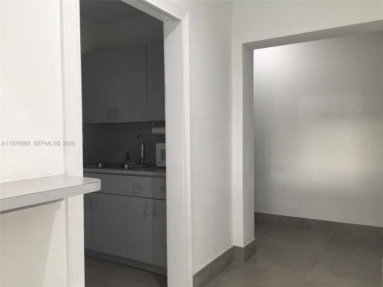 4751 W 4th Ave , Hialeah, FL 33012 Photo