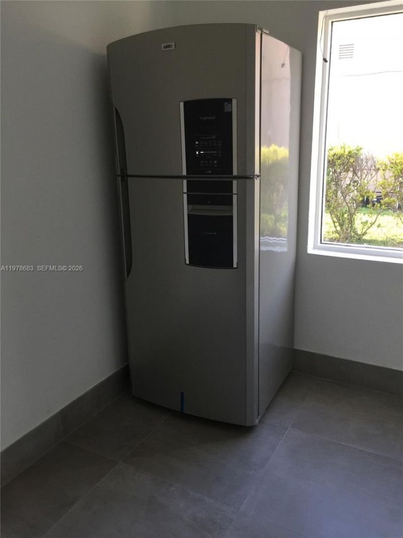 4751 W 4th Ave , Hialeah, FL 33012 Photo