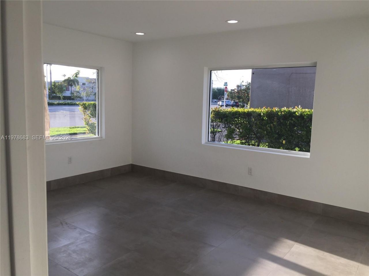 4751 W 4th Ave , Hialeah, FL 33012 Photo