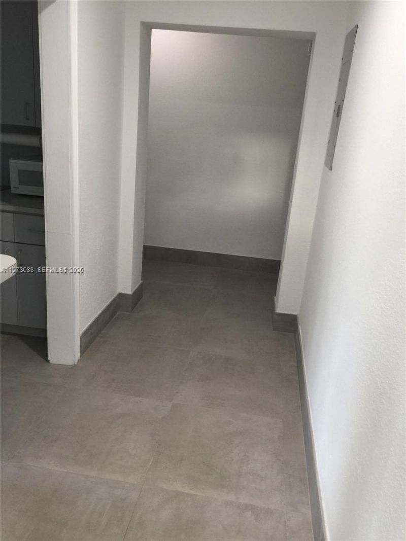 4751 W 4th Ave , Hialeah, FL 33012 Photo