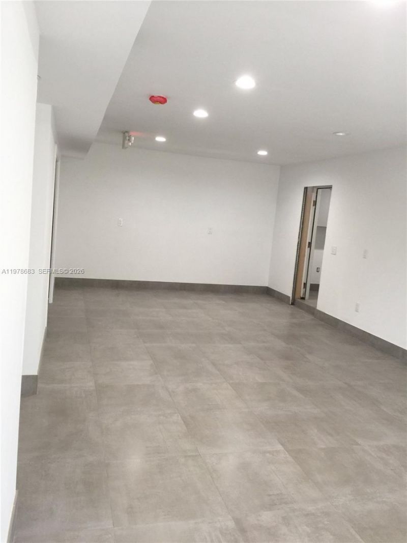 4751 W 4th Ave , Hialeah, FL 33012 Photo