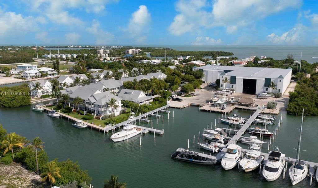 12411 Overseas Hwy , Marathon, FL 33050 Photo