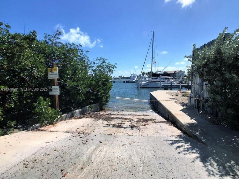 12411 Overseas Hwy , Marathon, FL 33050 Photo