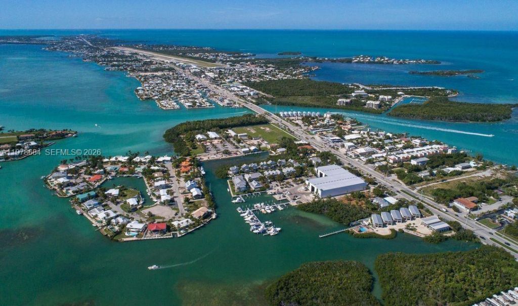 12411 Overseas Hwy , Marathon, FL 33050 Photo