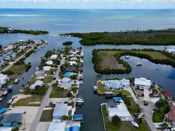 16057 Bowline ST , BOKEELIA, FL 33922