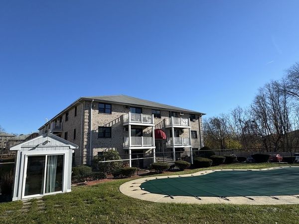 8 Kenmar Drive, Unit 51, Billerica, MA 01821