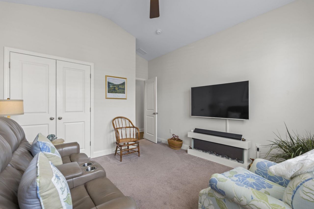 5307 Shorthorn Way Photo 33