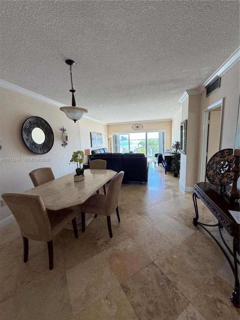 500 Bayview Dr , Unit 218, Sunny Isles Beach, FL 33160 Photo