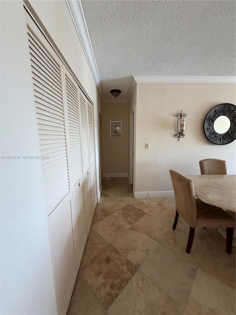 500 Bayview Dr , Unit 218, Sunny Isles Beach, FL 33160 Photo