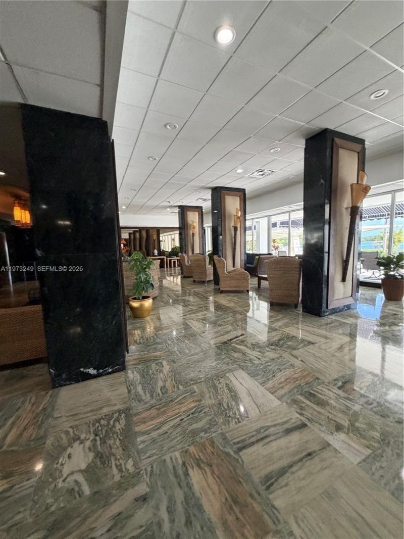 500 Bayview Dr , Unit 218, Sunny Isles Beach, FL 33160 Photo