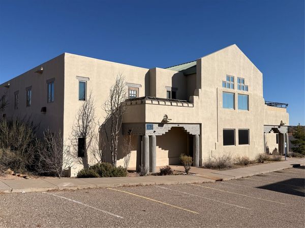 124 Siringo Road , Santa Fe, NM 87505