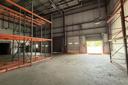 5000 Lacross Road photo 4