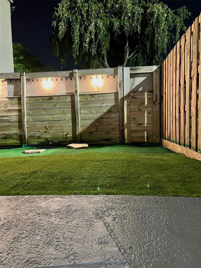 5221 Geneva Way , Unit 103, Doral, FL 33166 Photo