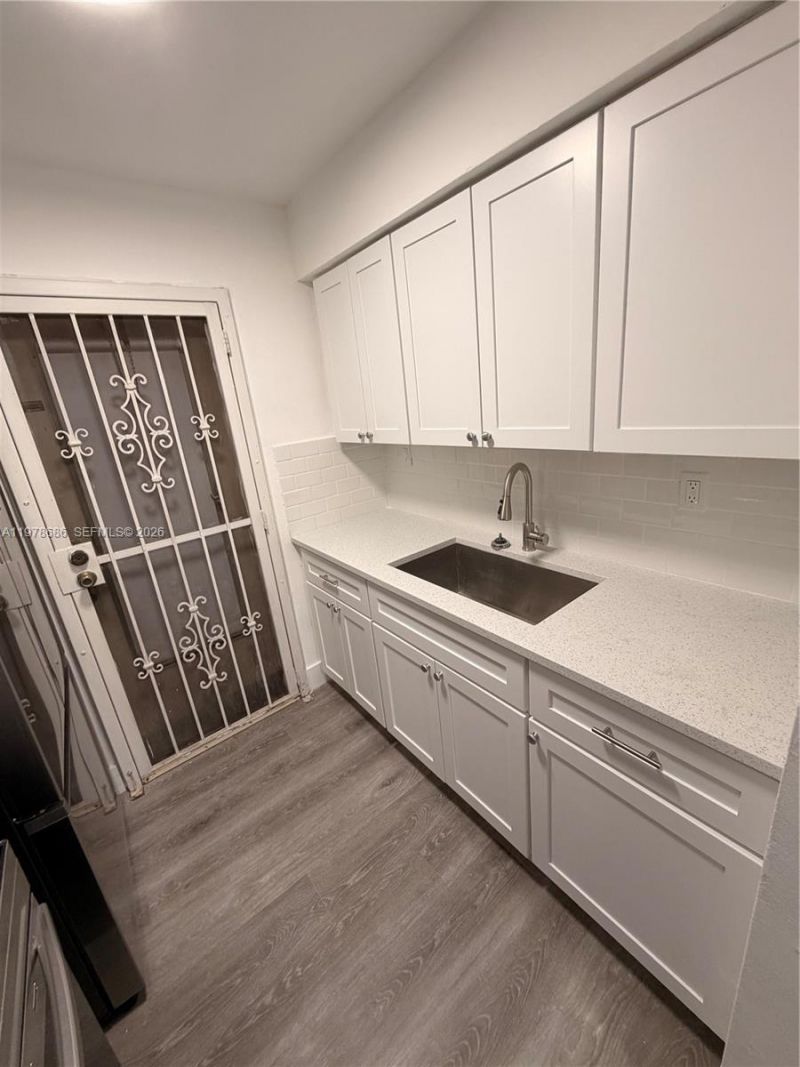 12195 W Dixie Hwy, Unit 6E, North Miami, FL 33161 Photo