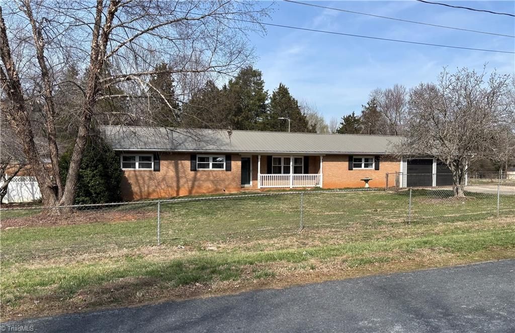 3948 Valley Drive, Sophia, NC 27350 Main Photo