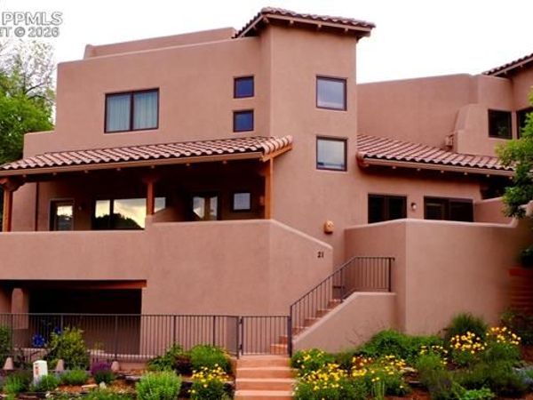 21 CRYSTAL PARK Road, Manitou Springs, CO 80829