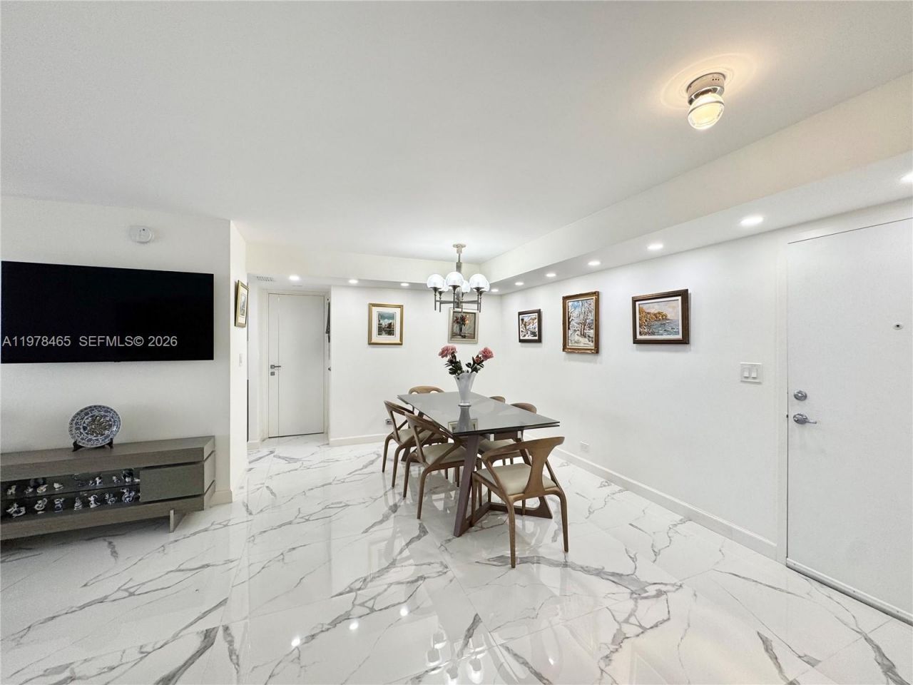 231 174th St , Unit 1501, Sunny Isles Beach, FL 33160 Photo