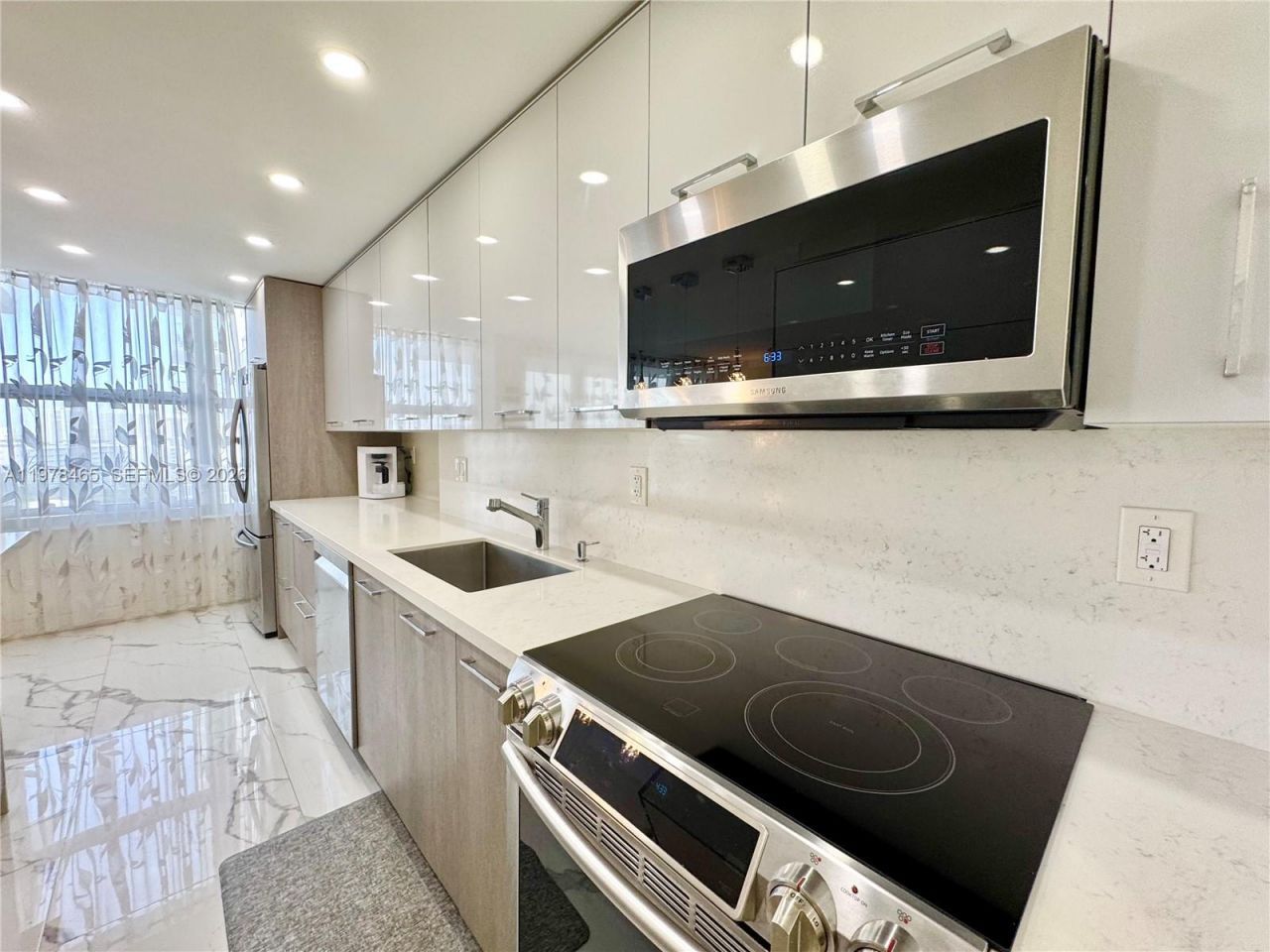 231 174th St , Unit 1501, Sunny Isles Beach, FL 33160 Photo