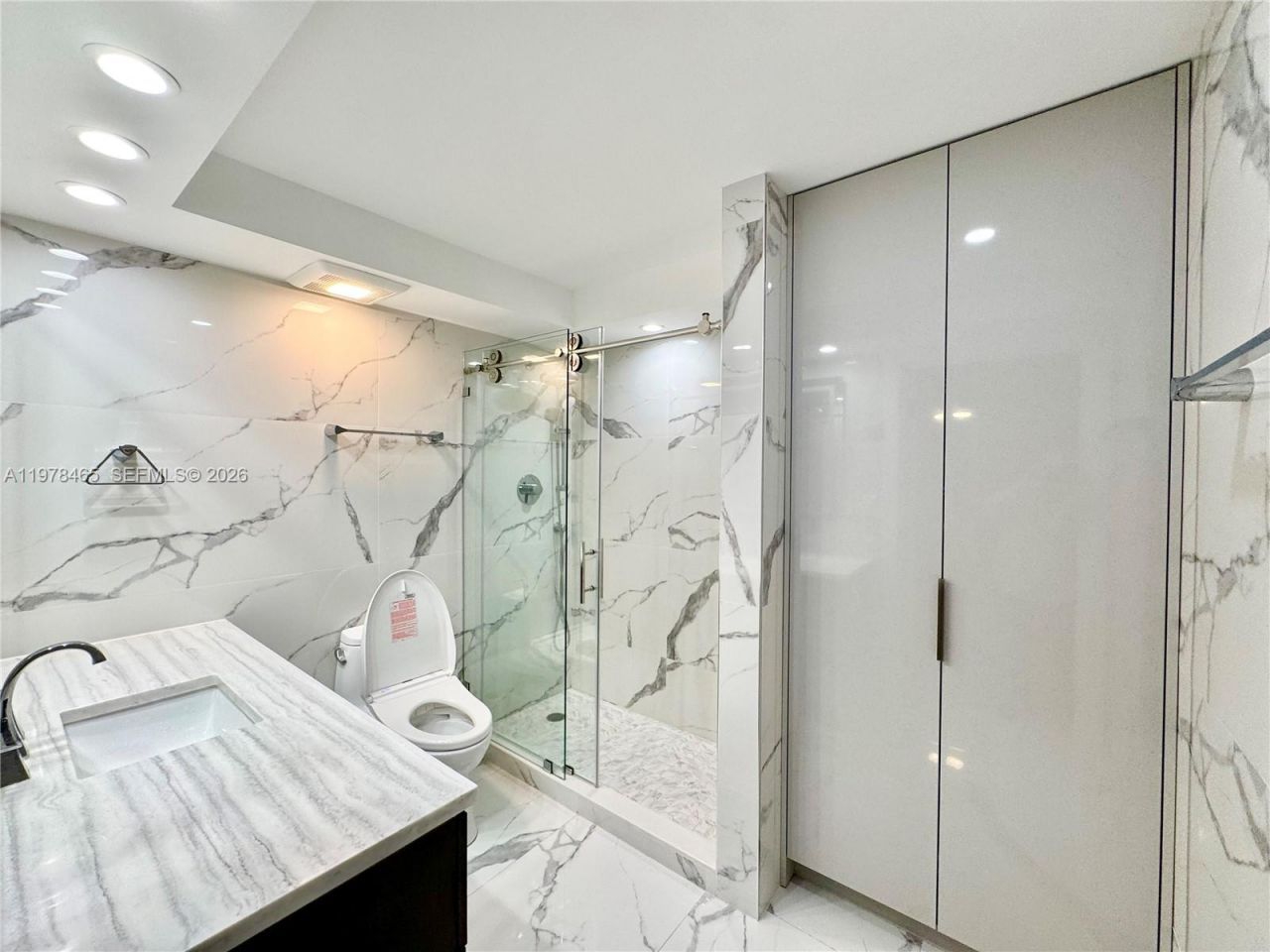 231 174th St , Unit 1501, Sunny Isles Beach, FL 33160 Photo