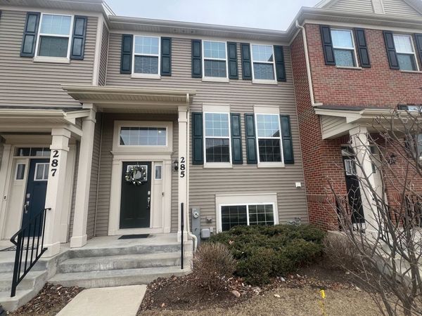 285 Lakeshore Drive , Oswego, IL 60543