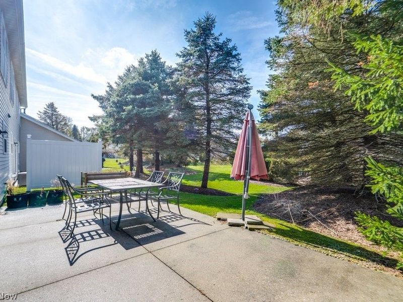 5223 Queen Ann Way, Painesville, OH 44077 Photo 36