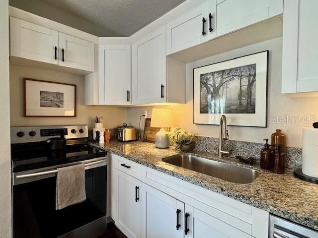 1720 Scranton Street S, Saint Petersburg, FL 33711 Photo