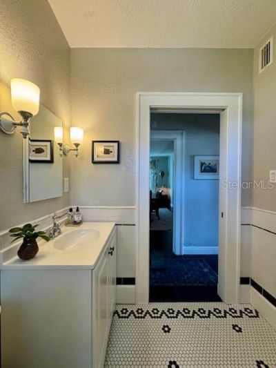 1720 Scranton Street S, Saint Petersburg, FL 33711 Photo