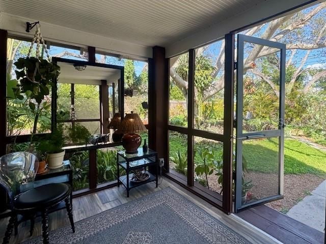 1720 Scranton Street S, Saint Petersburg, FL 33711 Photo