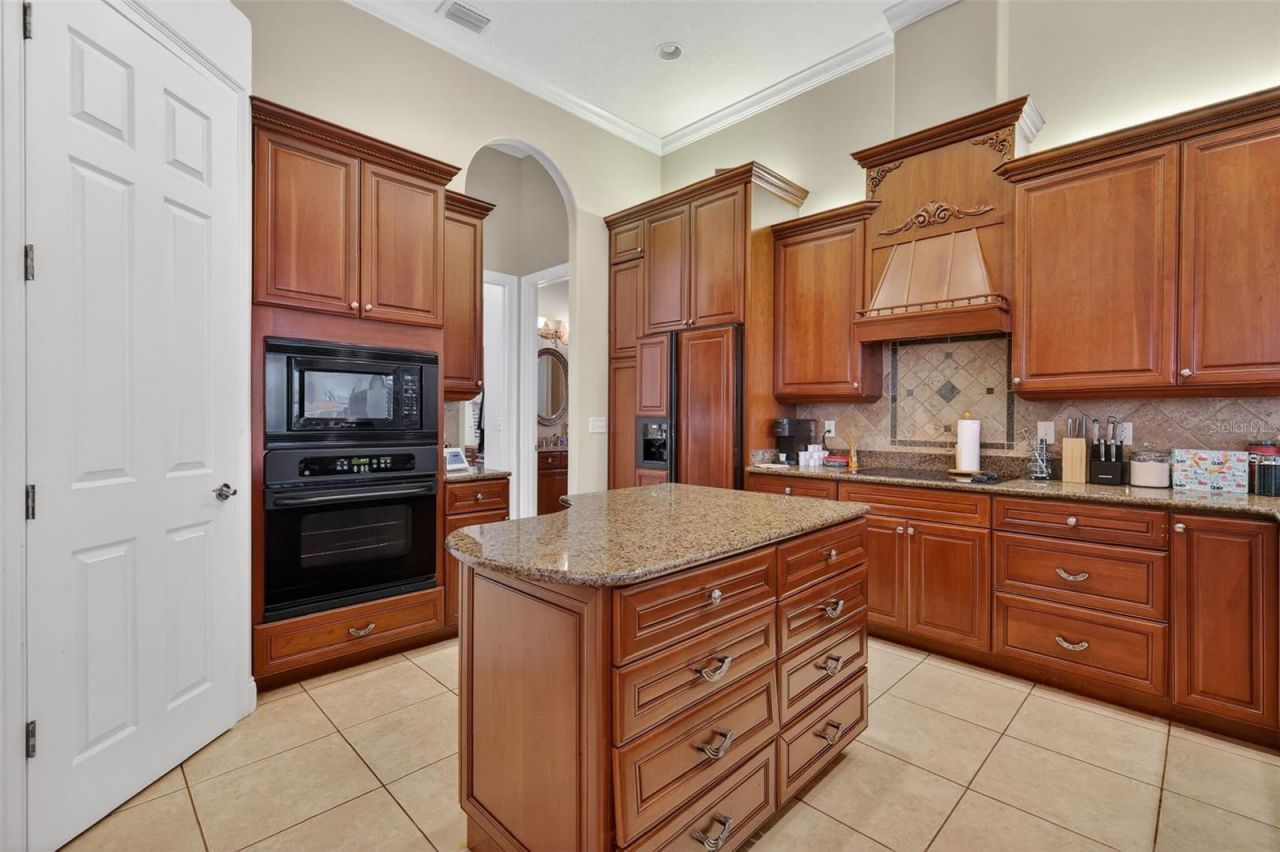 2007 Country Club Drive, Eustis, FL 32726 Photo