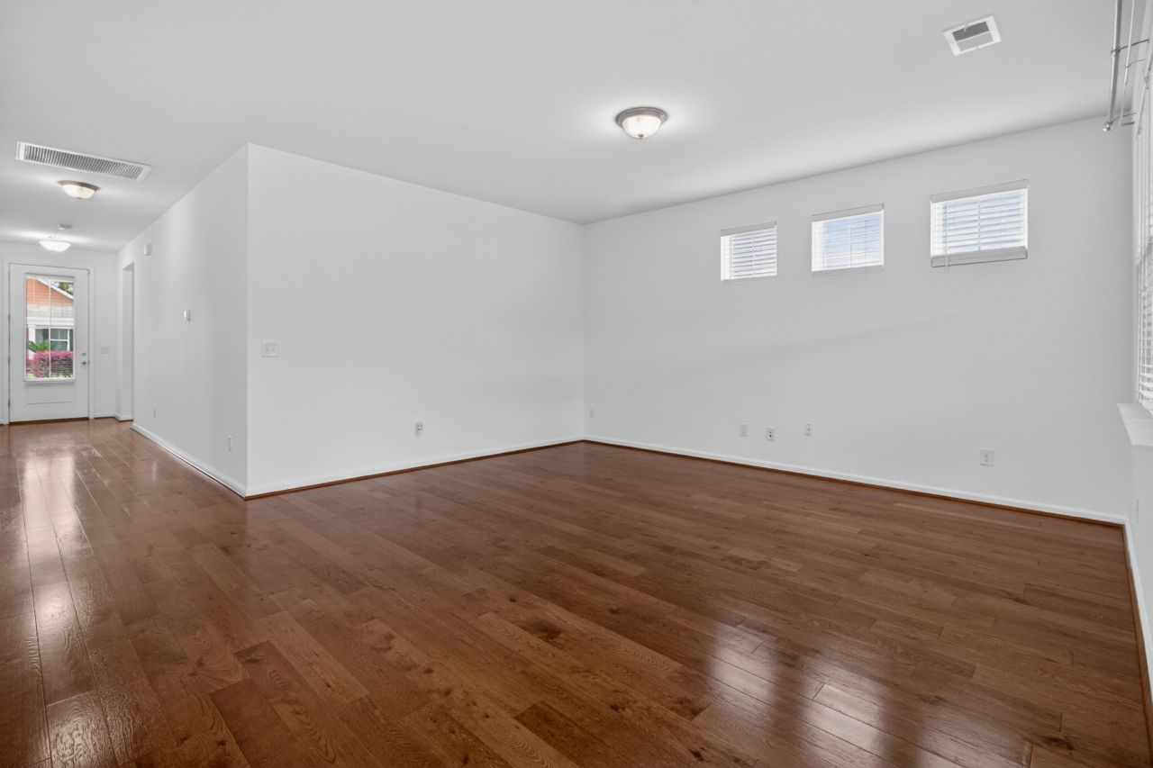 316 Knawl Road Photo 11