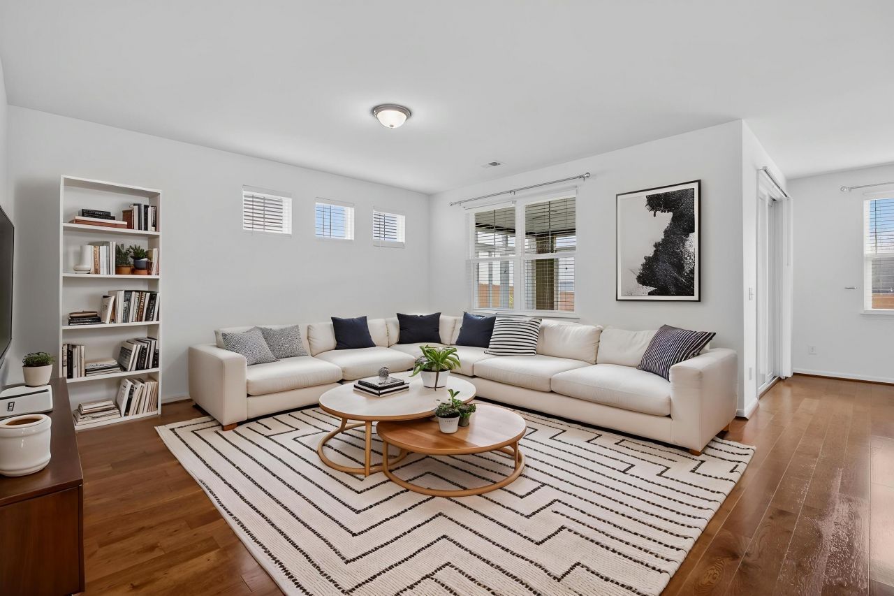 316 Knawl Road Photo 9