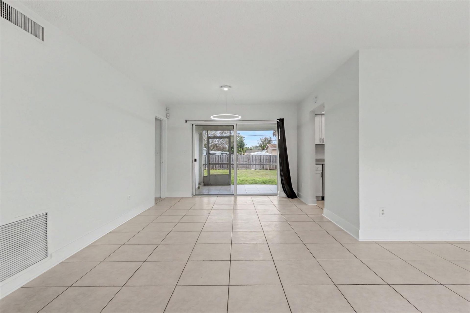 6821-6825 NW 11th Place, Unit 6825, Plantation, FL 33313 Photo