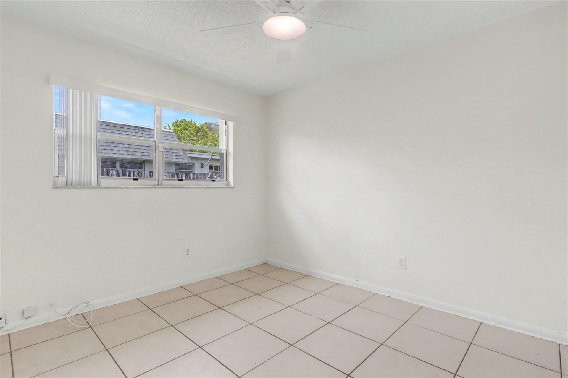 6821-6825 NW 11th Place, Unit 6825, Plantation, FL 33313 Photo