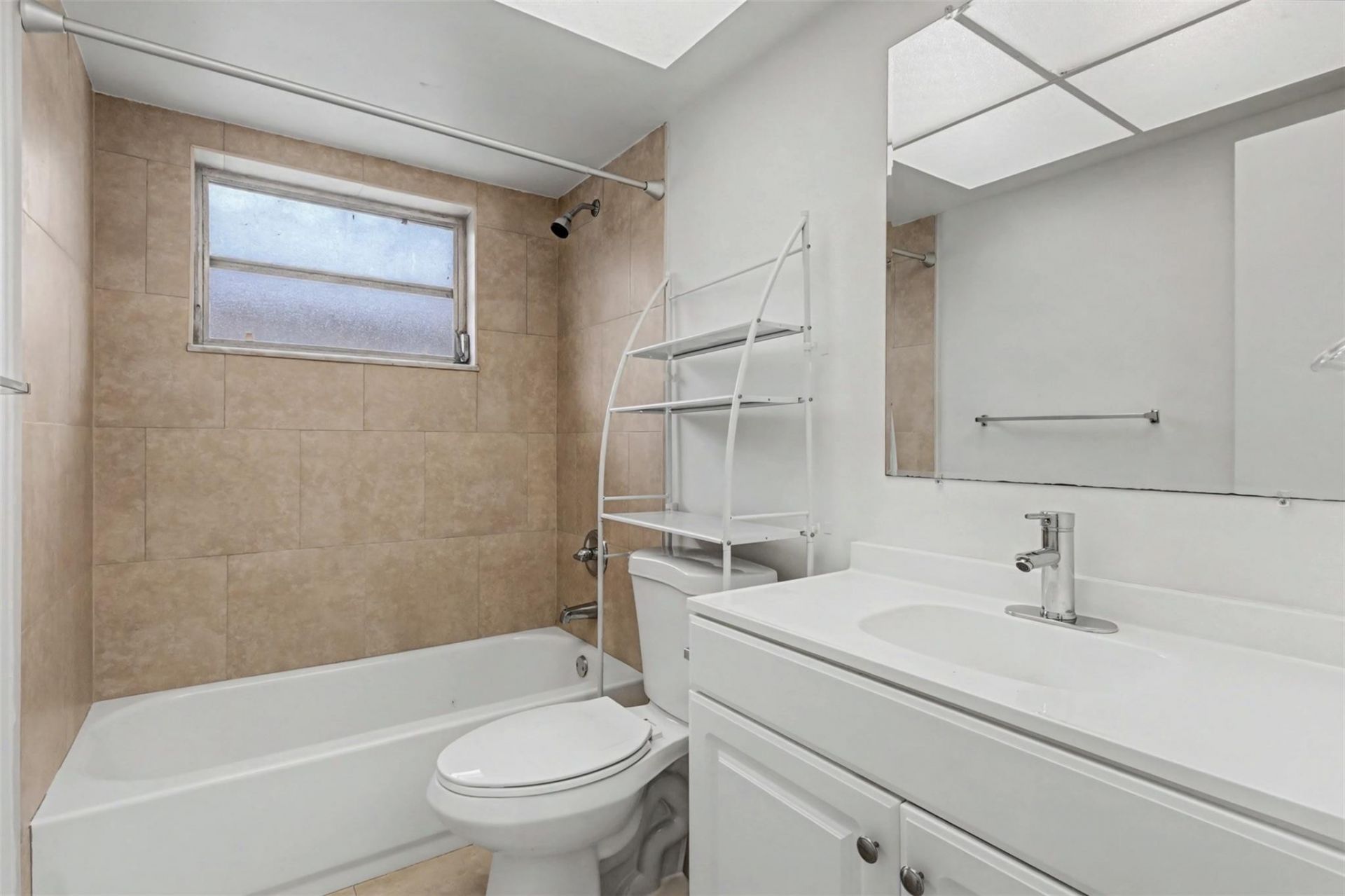 6821-6825 NW 11th Place, Unit 6825, Plantation, FL 33313 Photo