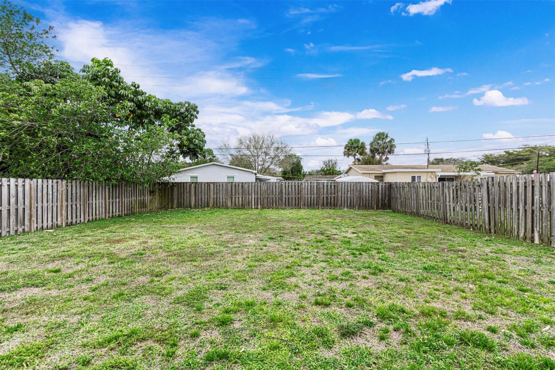 6821-6825 NW 11th Place, Unit 6825, Plantation, FL 33313 Photo