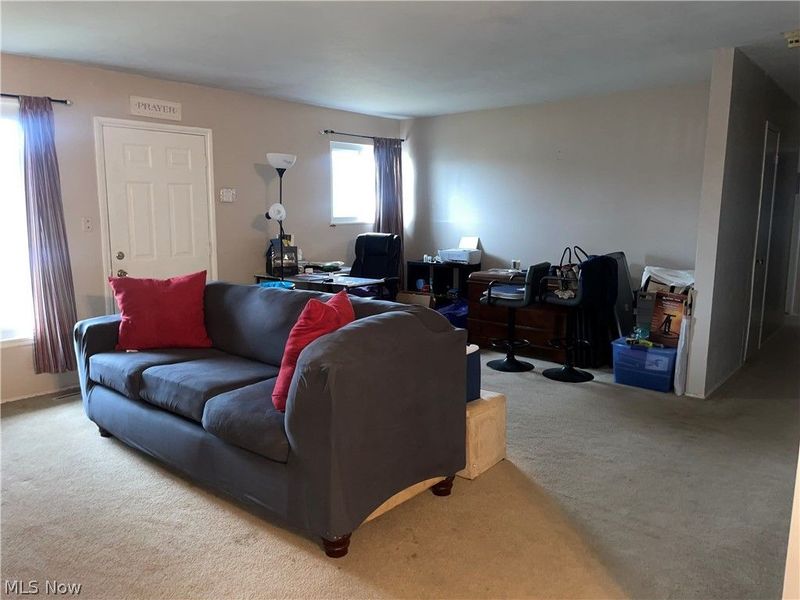 6280 Eldridge Boulevard, Bedford Heights, OH 44146 Photo 2