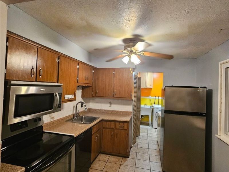 6280 Eldridge Boulevard, Bedford Heights, OH 44146 Photo 3