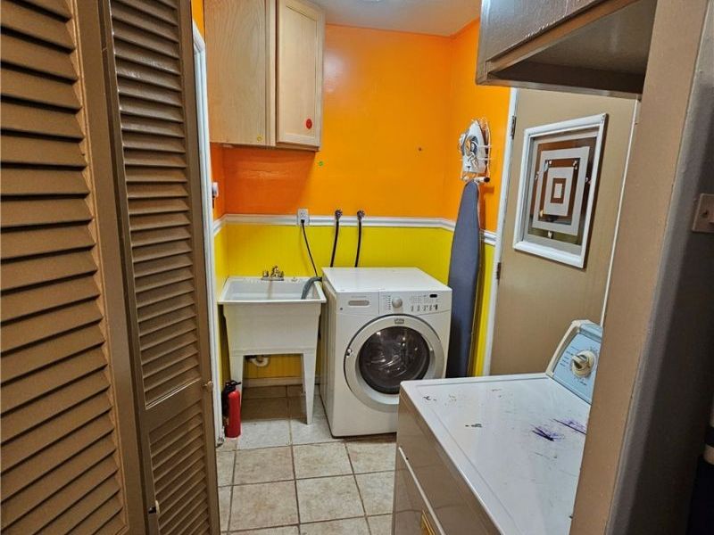 6280 Eldridge Boulevard, Bedford Heights, OH 44146 Photo 7