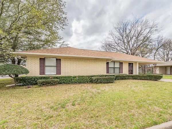 510 S Dallas Street, Kemp, TX 75143