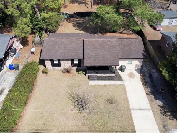 902 Forest Loop Rd., Conway, SC 29527