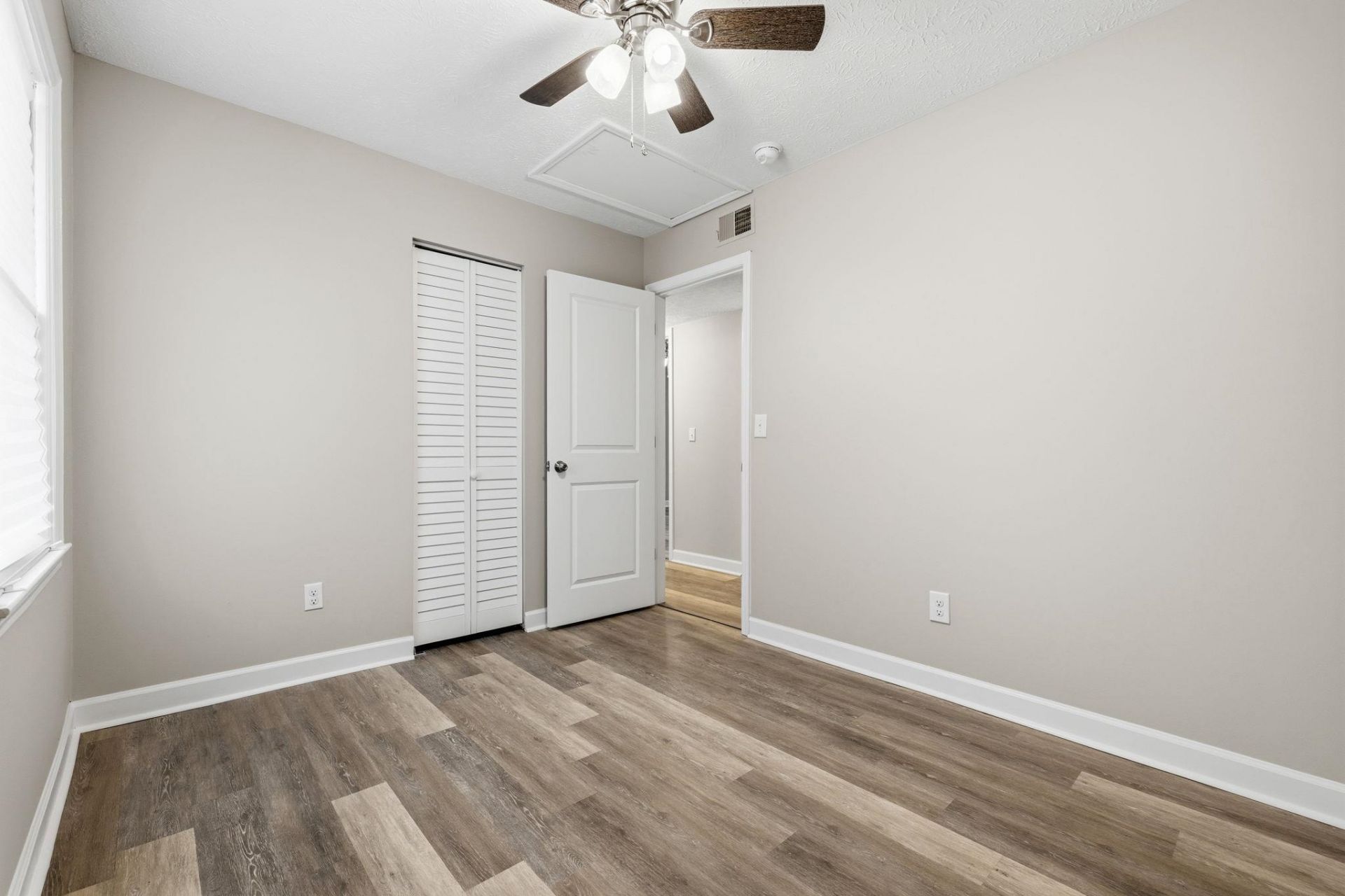 902 Forest Loop Rd. Photo 19