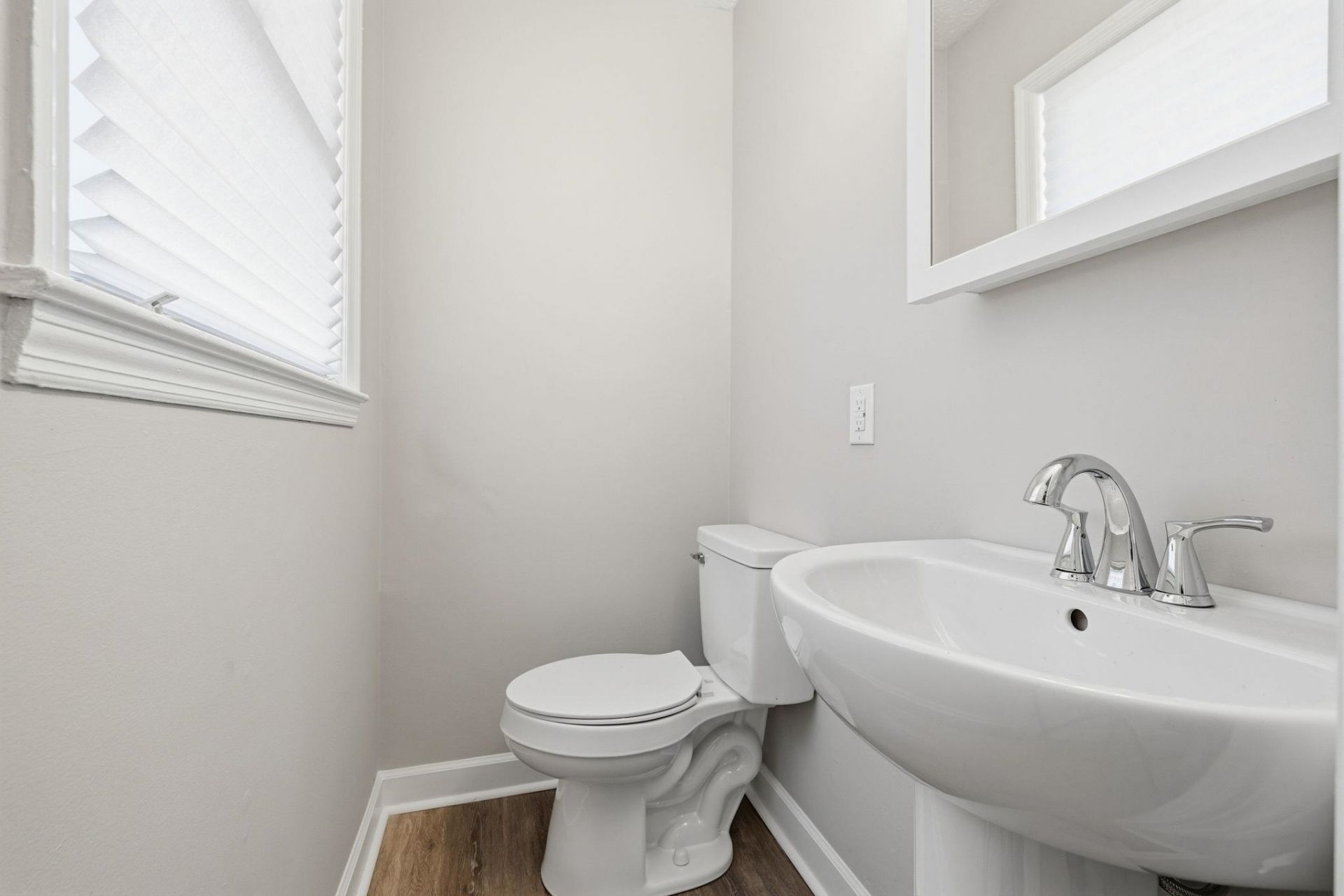 902 Forest Loop Rd. Photo 24