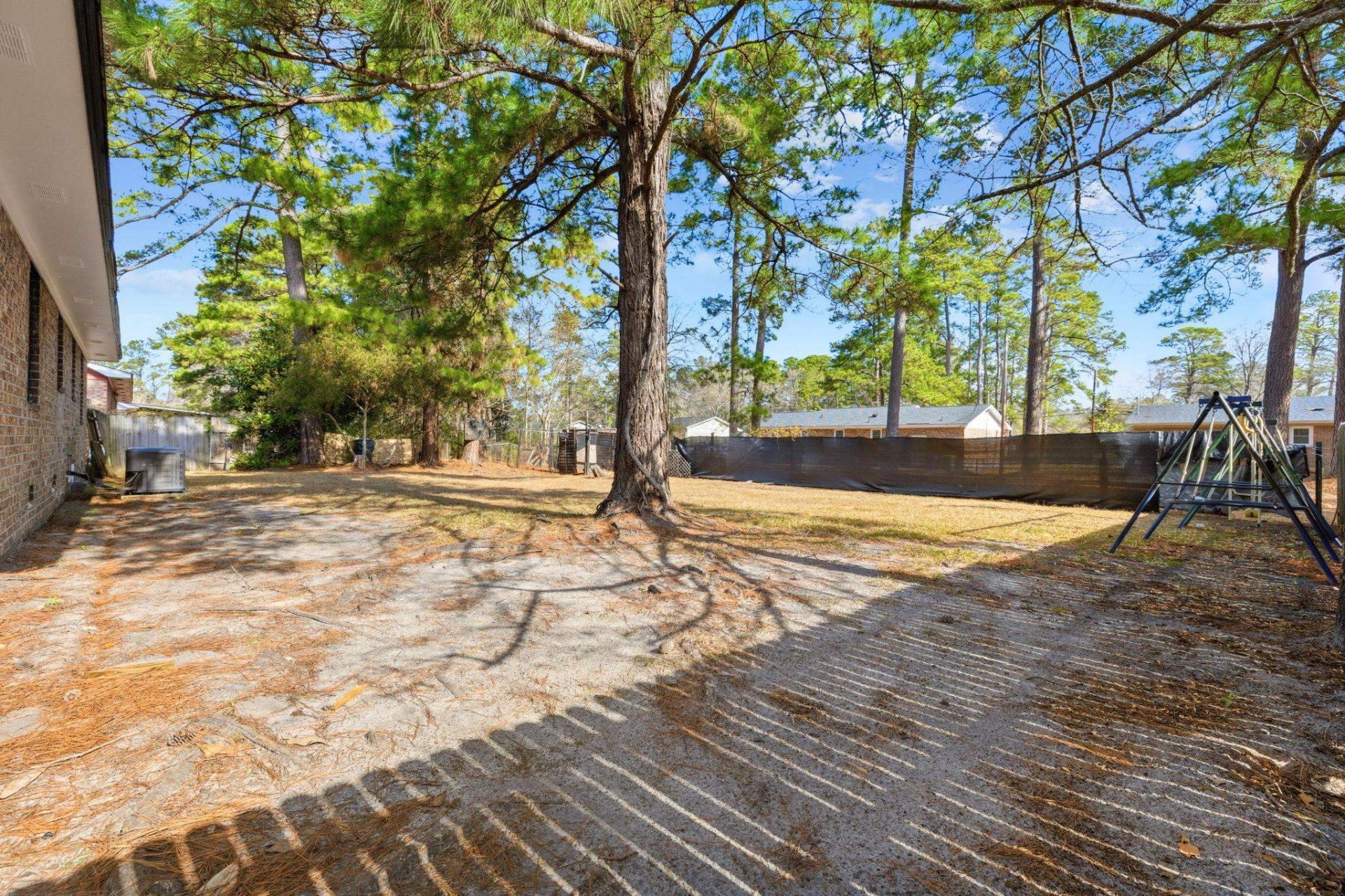 902 Forest Loop Rd. Photo 32