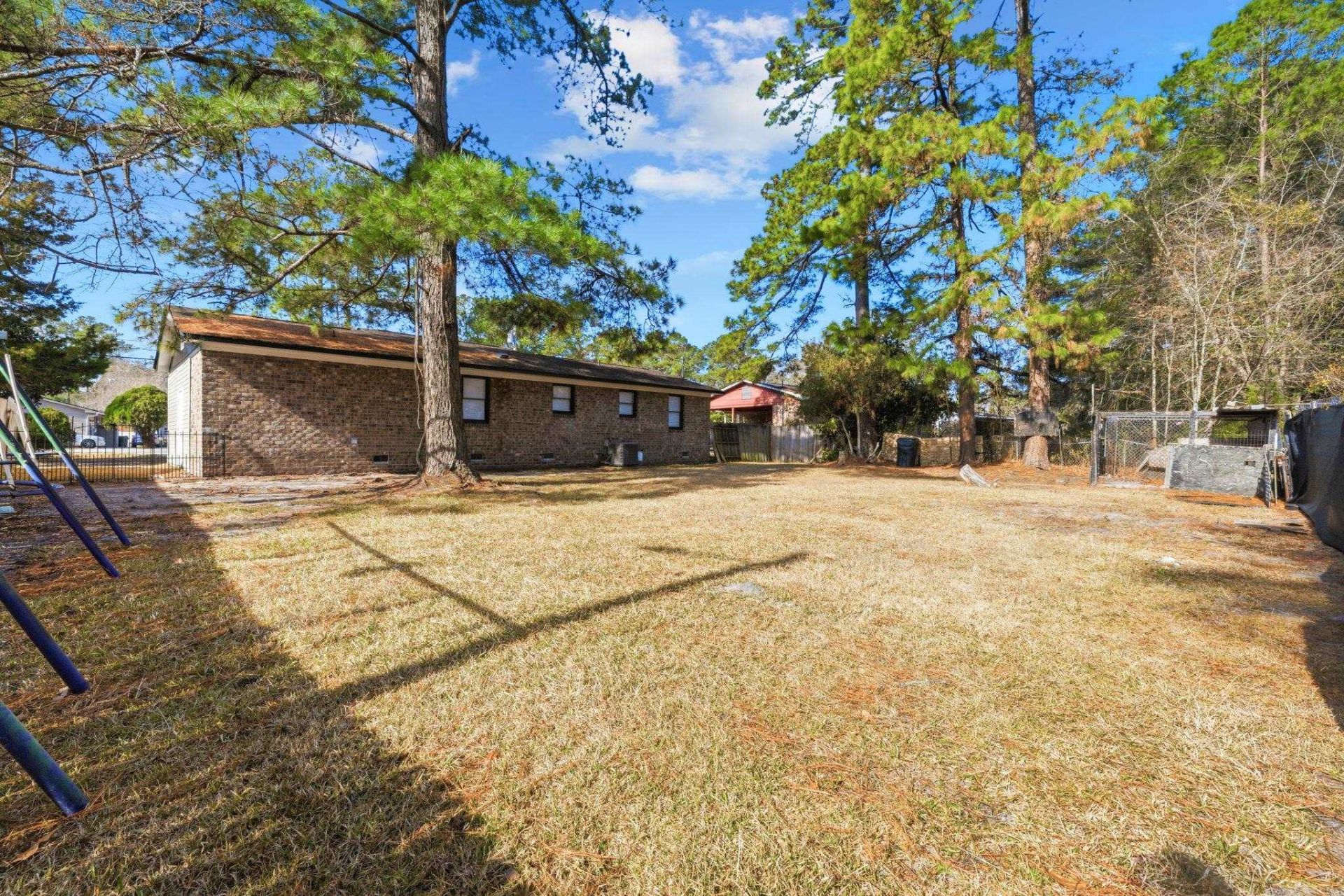 902 Forest Loop Rd. Photo 34