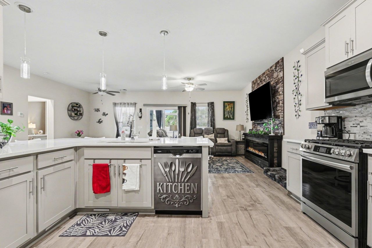 314 Box Elder Way Photo 12