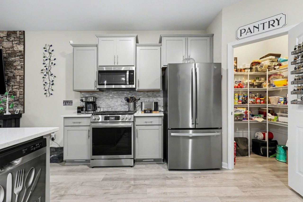 314 Box Elder Way Photo 13