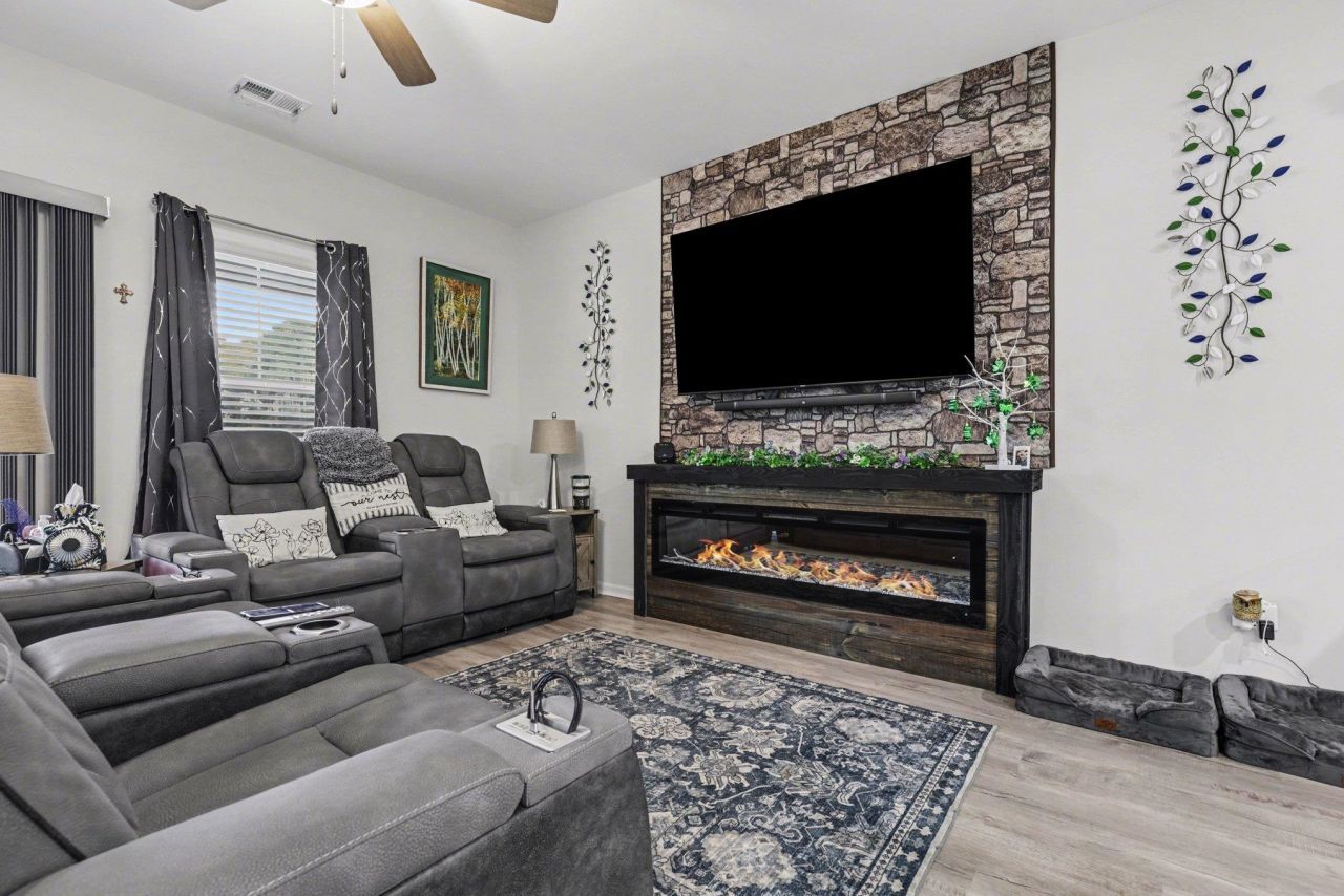 314 Box Elder Way Photo 8