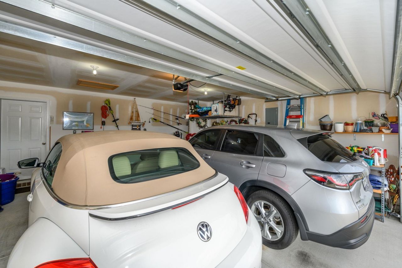 901 Sewing Bee Pl. Photo 23