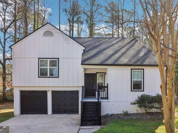 105 Running Bear Trail, Fayetteville, GA 30214