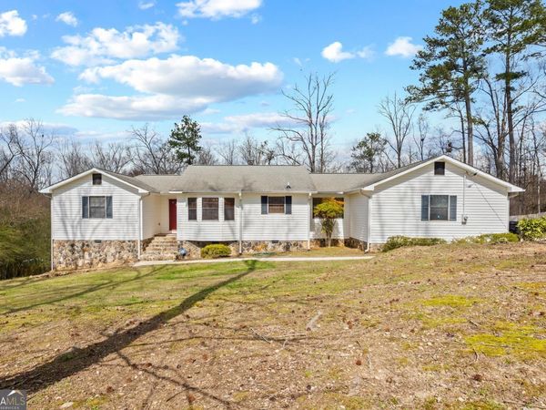 180 Oak Leaf Drive, Stockbridge, GA 30281